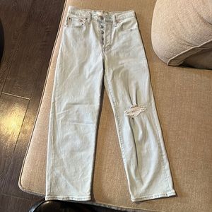 Levi’s Ribcage Straight Ankle Jean - Size 27